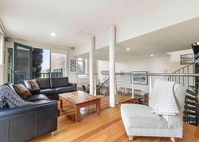 Centre Of Queenscliff -Heritage Ballroom Apartment One